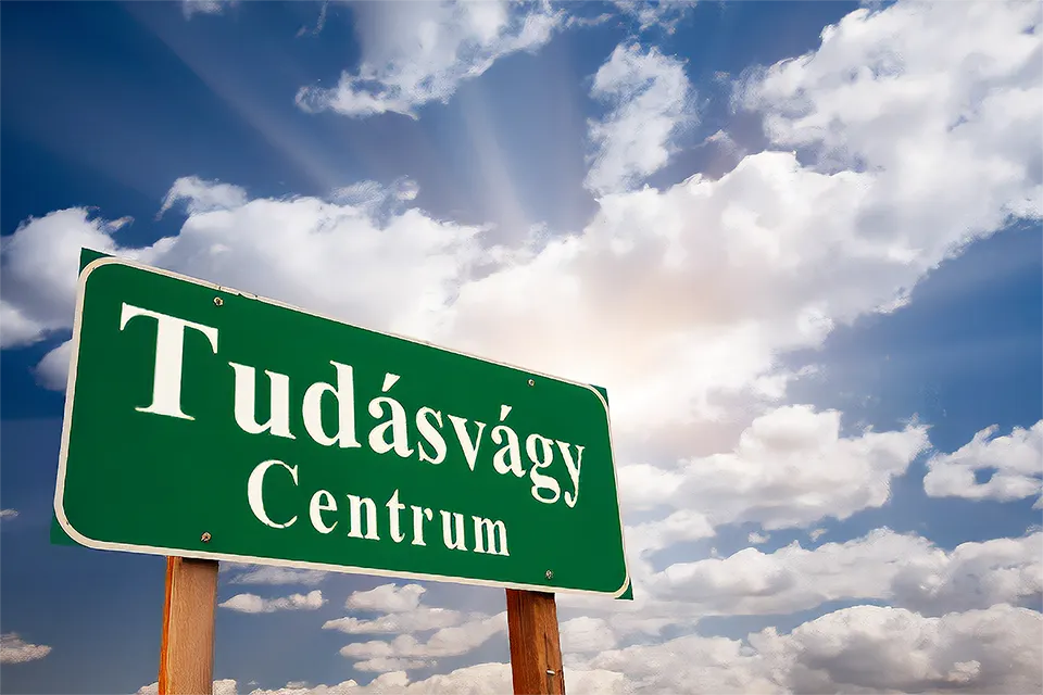 Rólunk - Tudásvágy Centrum - Központban a jövőd!